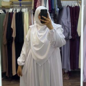 Robe Amira